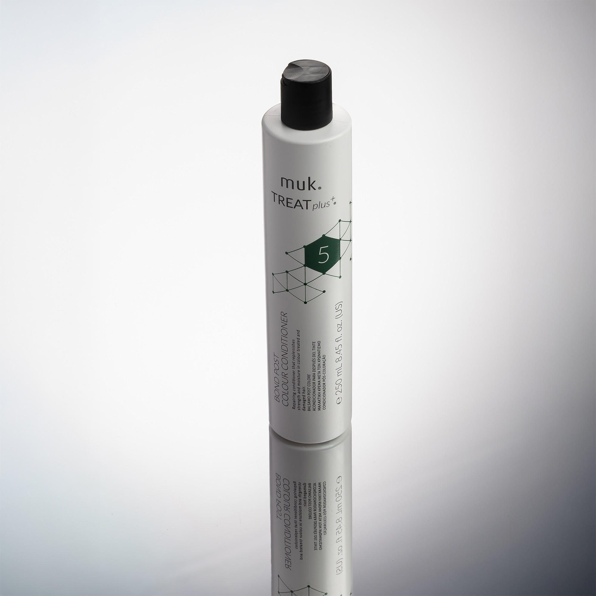 muk Treat plus + Bond Post Colour Conditioner 250ml - Image 8
